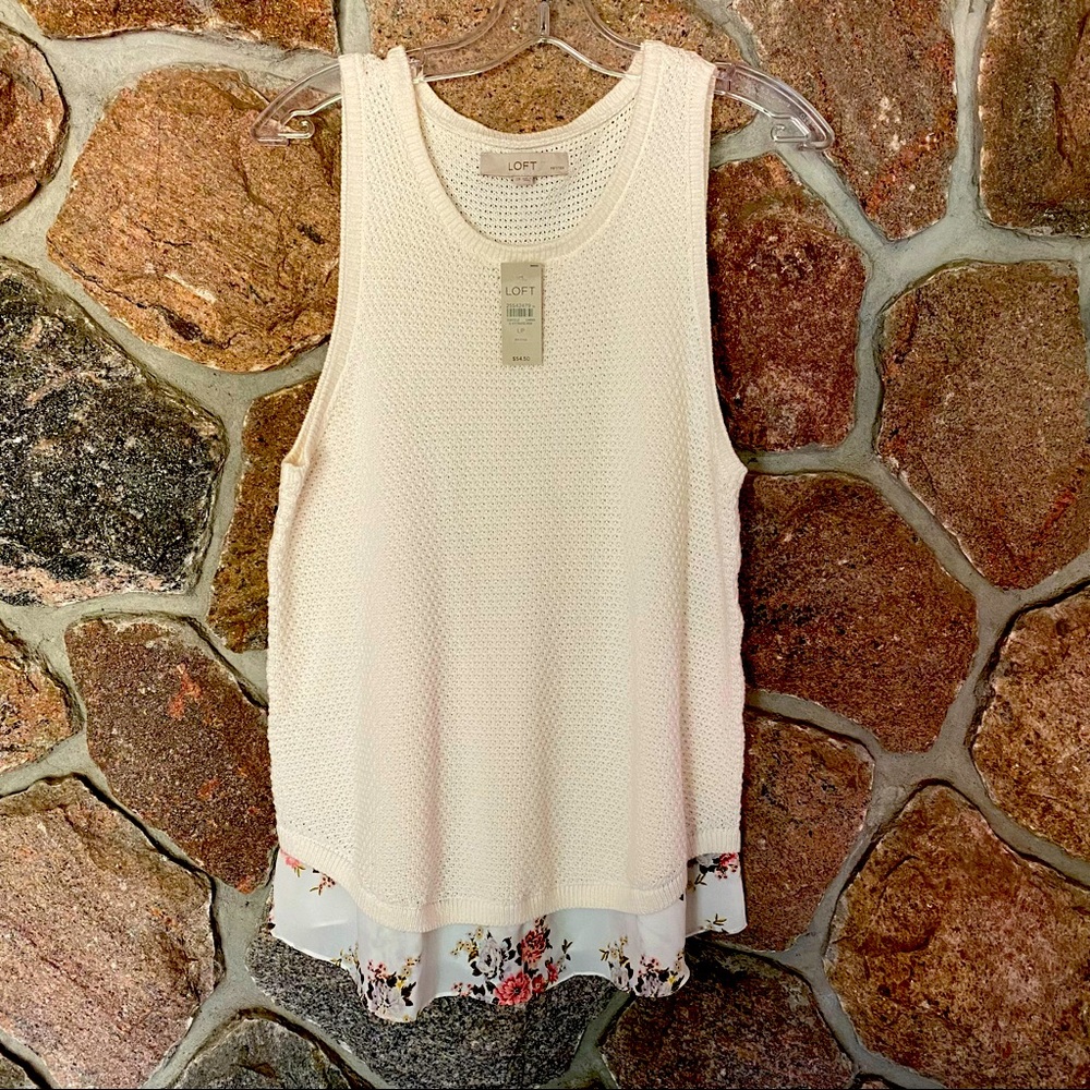 ⭐️ Host pic! ⭐️LOFT new with tag sleeveless knit top.